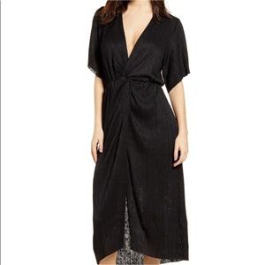 ALL IN FAVOR Dolman Plissé Midi Dress Size XS Surplice V Neck In Black